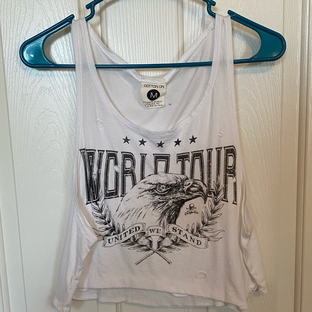 ⭐️ 3 for $20 ⭐️ Cropped graphic tank